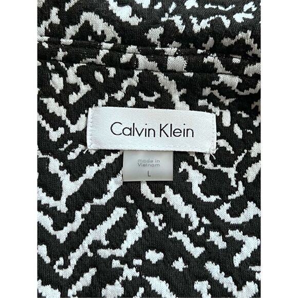 Calvin Klein Sleeveless Animal Print Ruffled Vest Size Large - Picture 3 of 3